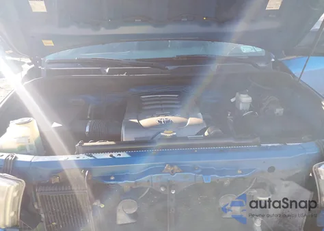 2007 Toyota Tundra Sr5 5.7L V8 z USA, uszkodzony, nr VIN 5TBBV541X7S471213